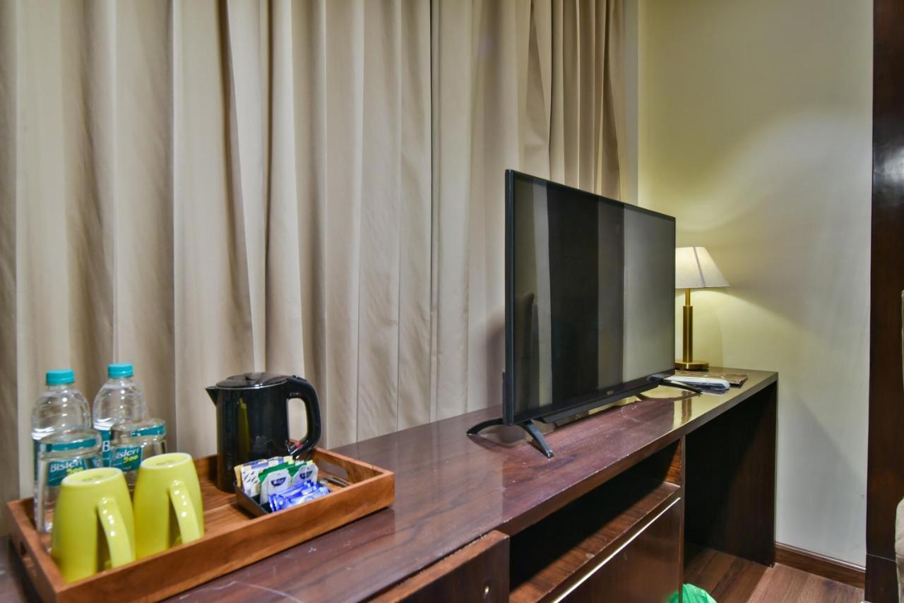 Hotel Br Grand With Nimo Club Amritsar -5 Mint From Golden Temple Exteriér fotografie