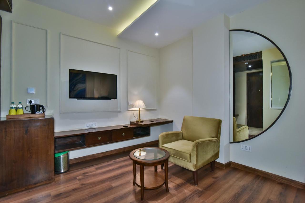 Hotel Br Grand With Nimo Club Amritsar -5 Mint From Golden Temple Exteriér fotografie